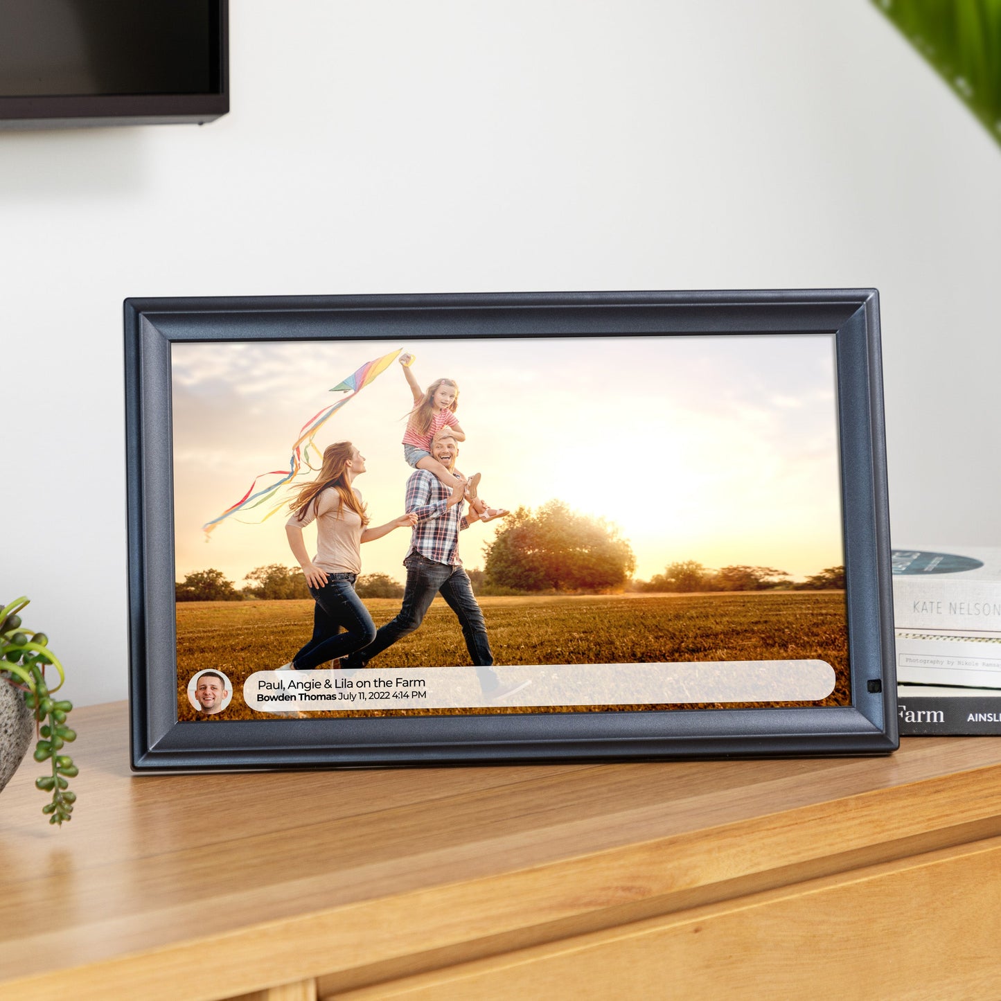 Digital Photo Frame